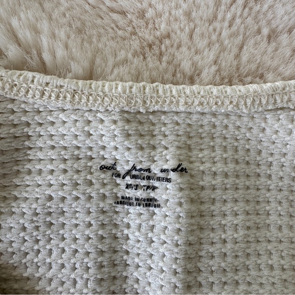 Urban Outfitters Out From Under Waffle Knit Long Sleeve Crop Top Cream - Picture 5 of 7